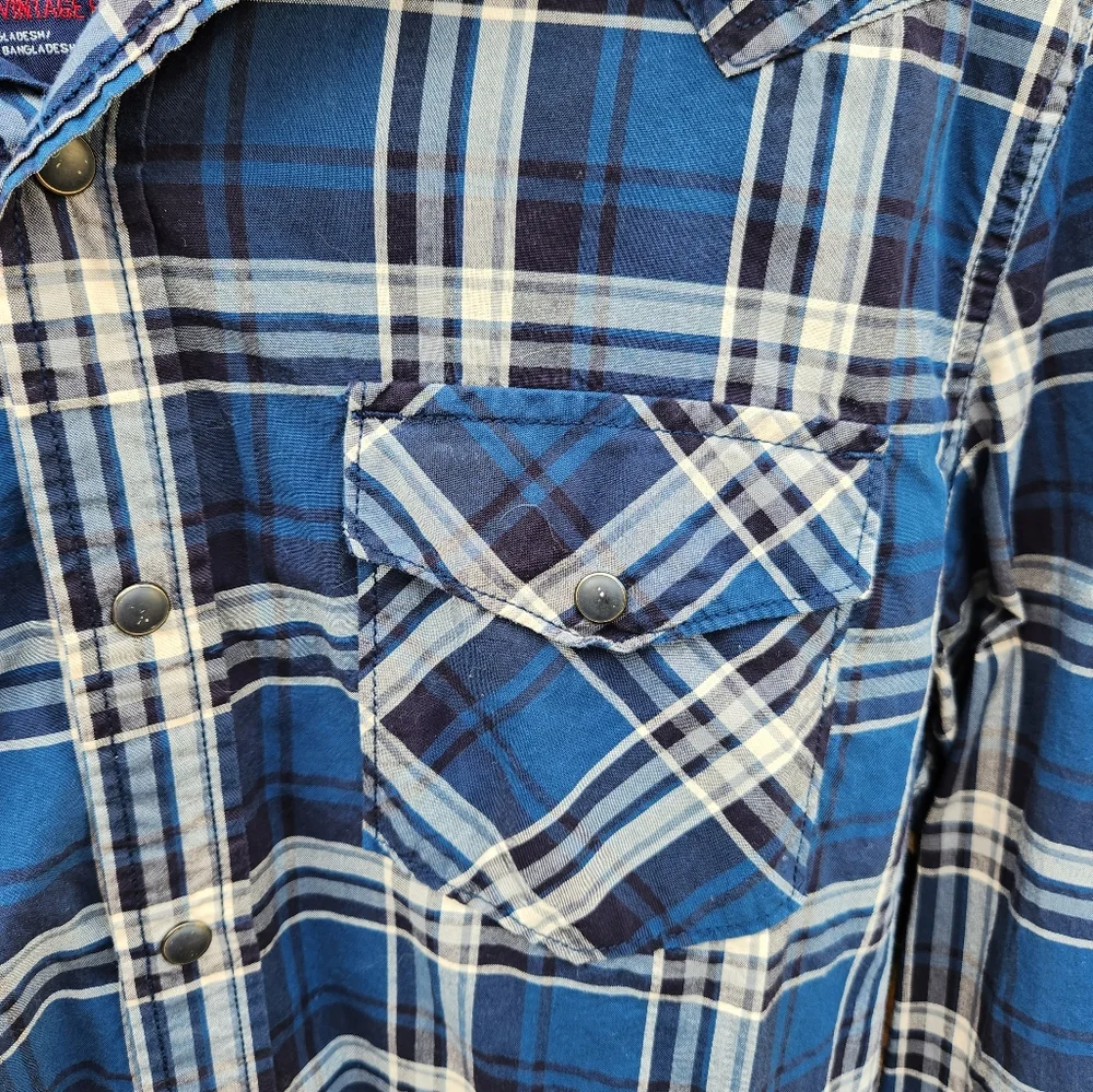 American Eagle Vintage Fit Snap Down Shirt - Picture 3 of 6